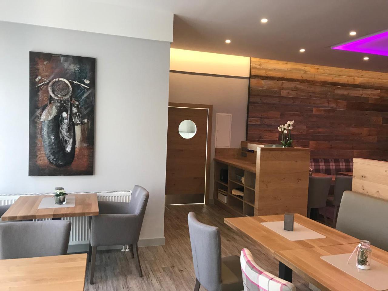 Hotel Viva Broeckel Ngoại thất bức ảnh
